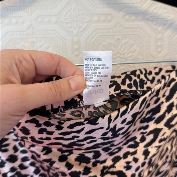 Anko Slim Satin Midi Skirt - Leopard - Picture 5 of 5